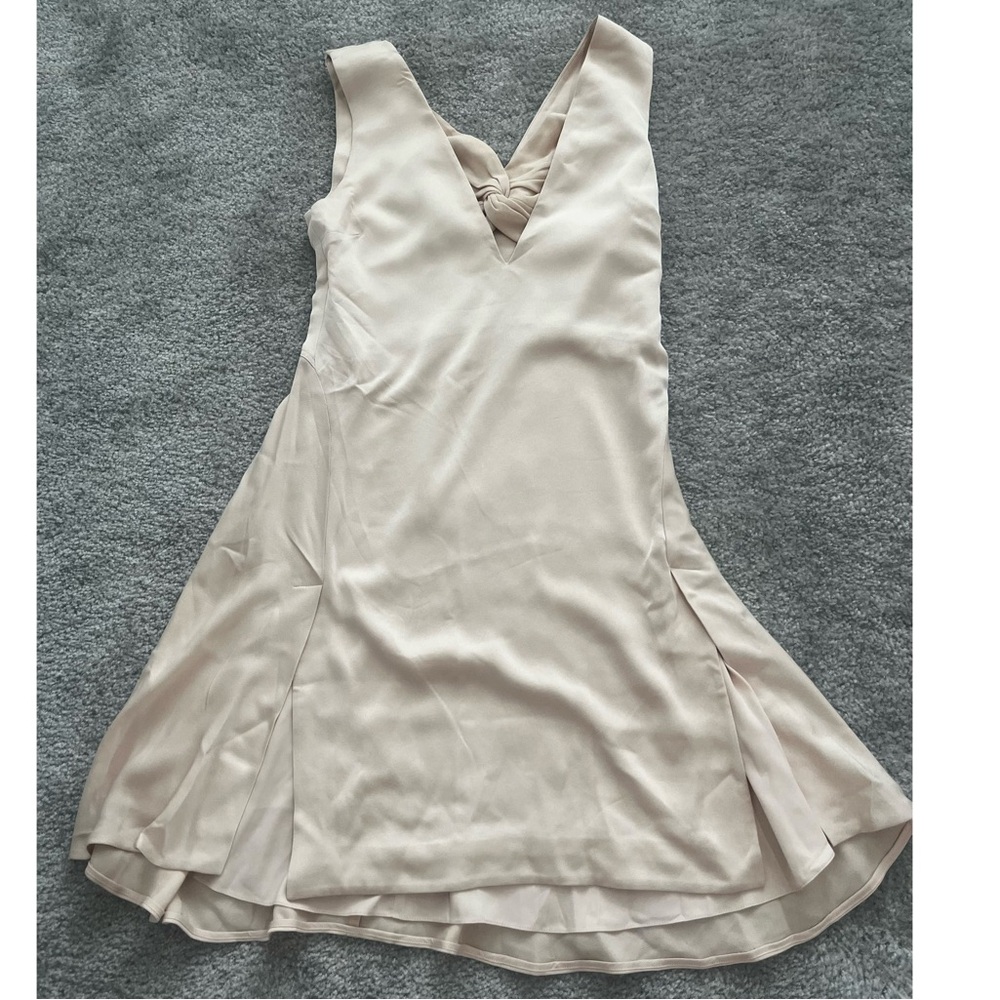 Brand new 3.1 phillip lim sample apricot cream beige dress size 4 women’s silky